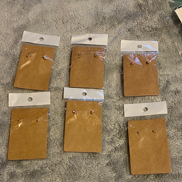 Jewelry - Set of Stud Earrings